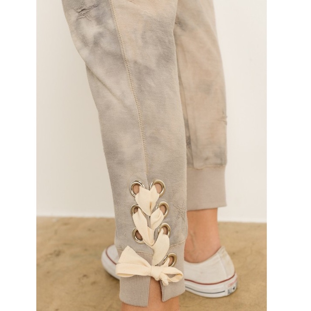 Distressed Jogger Pants - Picture 3 of 7
